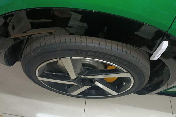 Used  YU7 2025 Ultra-Long Range High-Performance All-Wheel-Drive Max Edition
