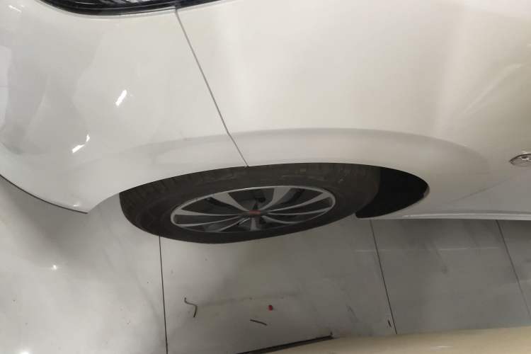 Used Wuling Hongguang New Energy 2025 Extended-Range Hybrid 50 km Utility Version
