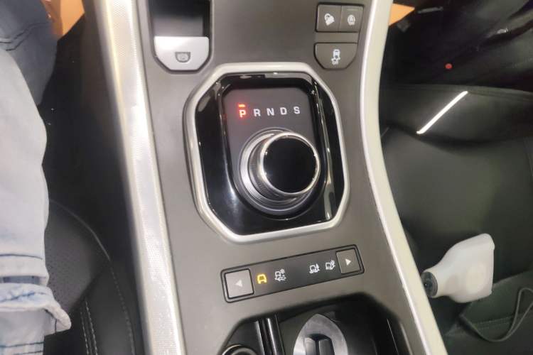 Used Land Rover Range Rover Evoque 2018 240 PS HSE DYNAMIC Convertible
