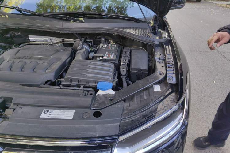 Used Volkswagen Tiguan L 2023 Restyled 330TSI Automatic Two-Wheel Drive R-Line Enhanced Comfort Version