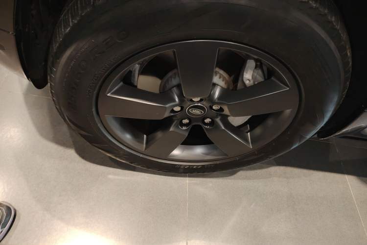 Used Land Rover Defender 2023 Facelift 110 3.0T P400 X-DYNAMIC HSE
