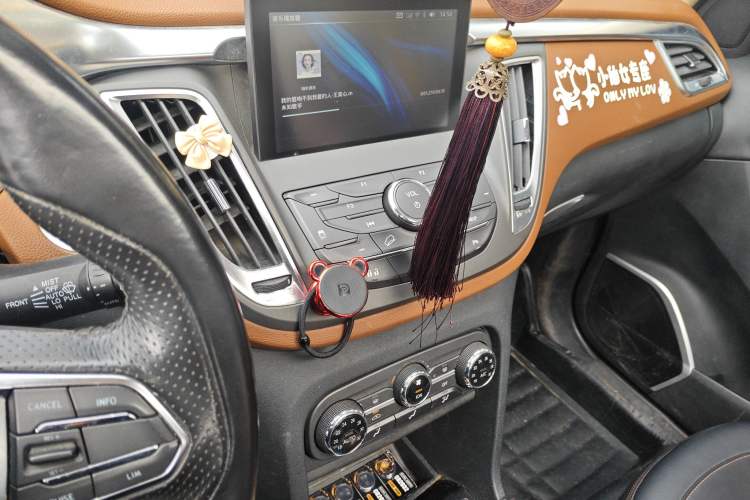 Used Soueast DX7 2015 1.5T Automatic Luxury Model