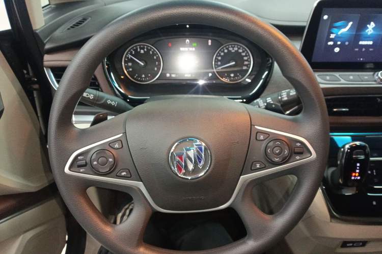 Used Buick GL8 2023 Land Executive Class Smart Enjoyment Model
