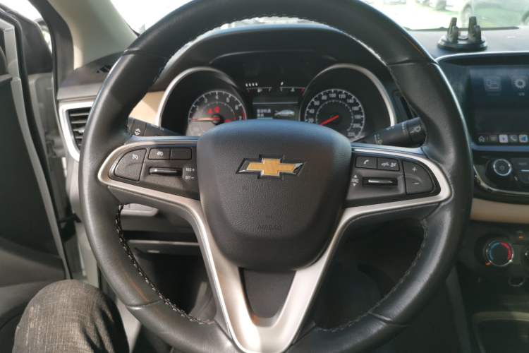 Used Chevrolet Monza 2022 320 Automatic Enjoyment Sunroof Version
