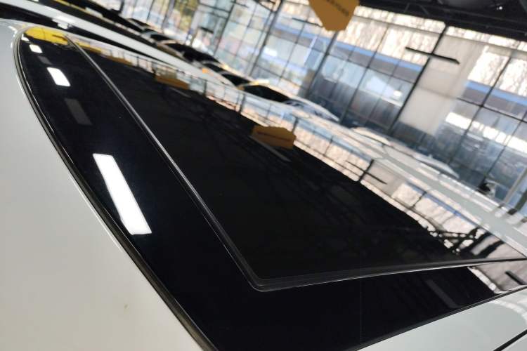 Used Land Rover Discovery 2021 360 PS R-Dynamic S
