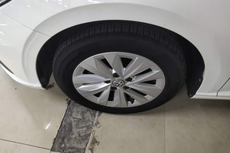 Used Volkswagen Lavida 2019 Hatchback 200TSI DSG Comfort Edition China VI
