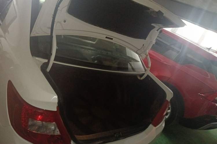 Used BYD F3 2015 Energy-Saving Edition 1.5L Manual Luxury Model
