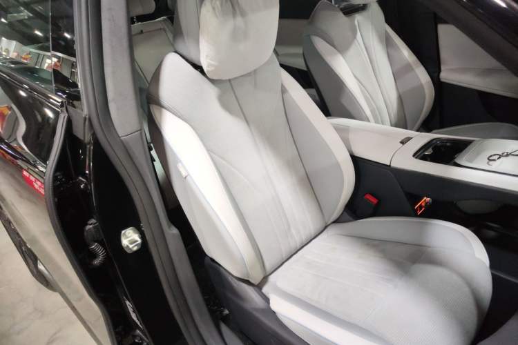 Used VOYAH COURAGE 2024 Long-Range Supercharge Edition
