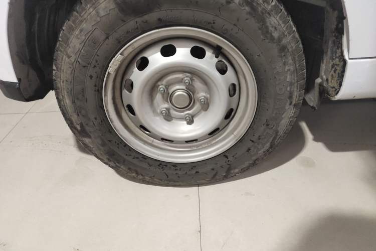 Used Farizon Xingxiang V 2024 Star Enjoy V6E Feature Edition Zhixin 46.08 kWh
