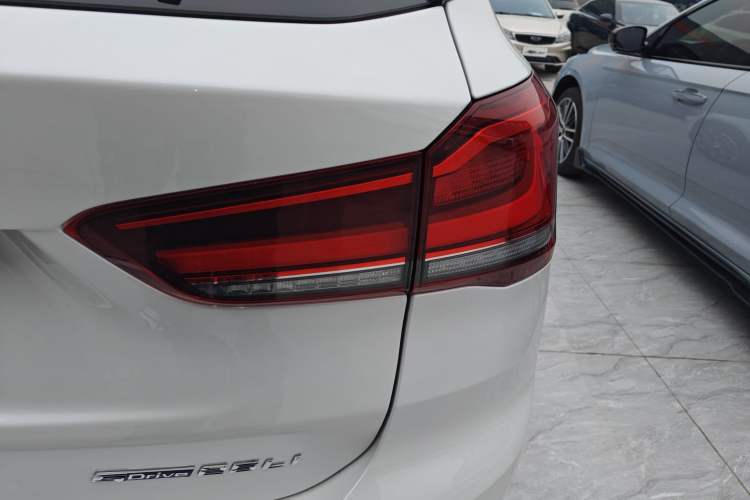 Used BMW X1 2022 sDrive25Li Leading Model
