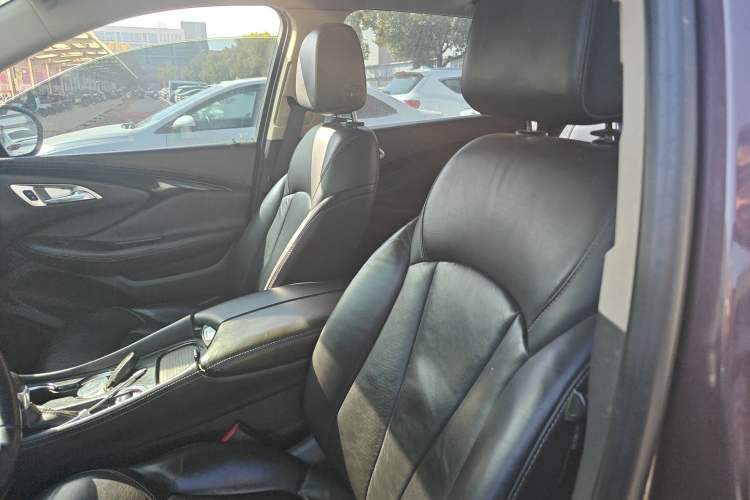 Used Buick Envision 2015 20T Two-Wheel-Drive Elite Model
