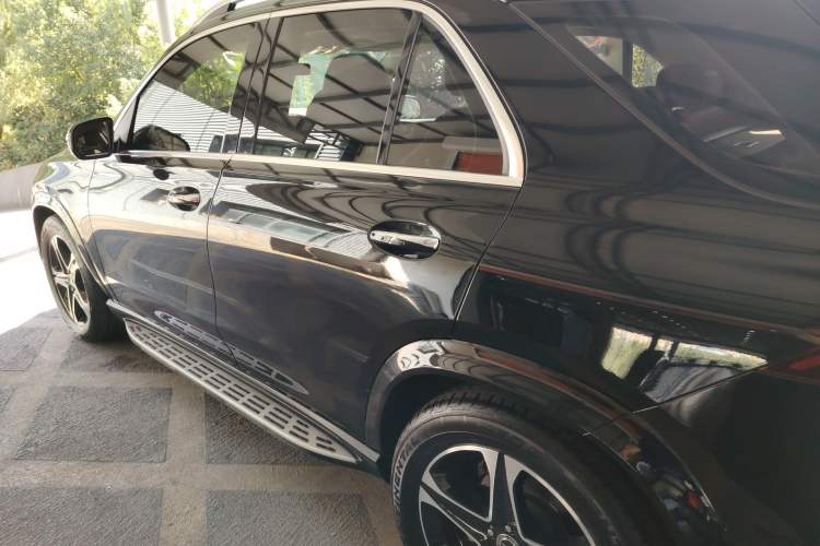 Used Mercedes-Benz GLE 2023 GLE 350 4MATIC Stylish Model
