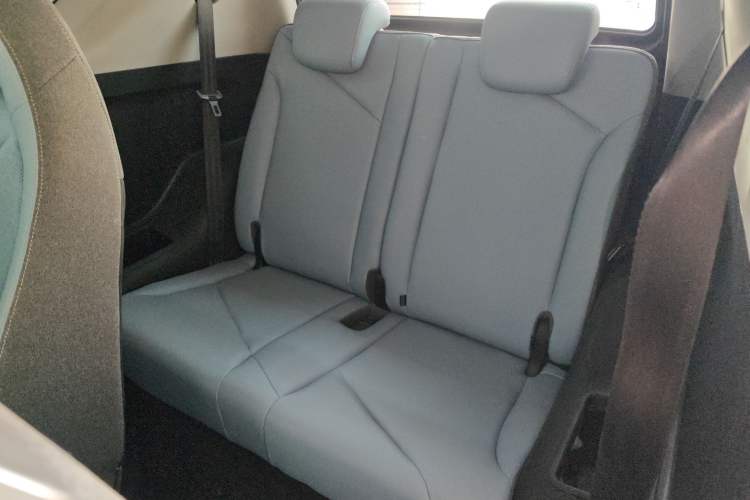 Used Chery Little Ant 2022 Sweet Pink Edition Half-Sugar Version Lithium Iron Phosphate 30 kW 301 km