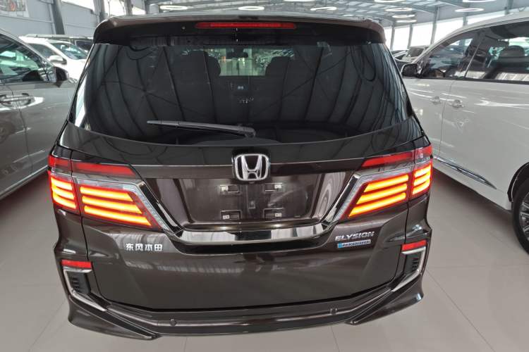 Used Honda Elysion 2019 2.0L Hybrid Luxury Edition