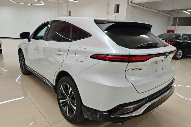 Used Toyota Venza 2022 Dual-Engine 2.5L CVT Two-Wheel Drive Luxury Edition
