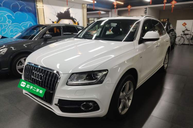 Used Audi Q5 2017 Plus 40 TFSI Ambition Model