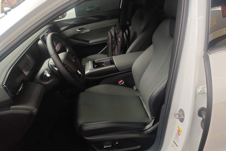 Used BYD Qin L 2025 EV 470KM Leading Edition
