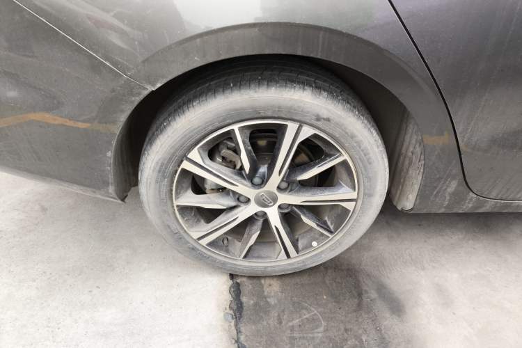 Used Geely Auto Emgrand 2022 4th Generation 1.5L CVT Flagship Model
