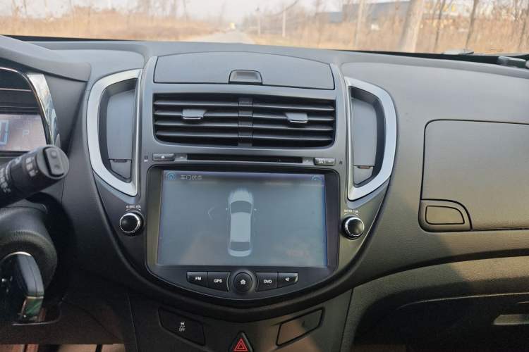 Used Chevrolet Trax 2016 1.4T Automatic Two-Wheel Drive Comfort Version with Sunroof
