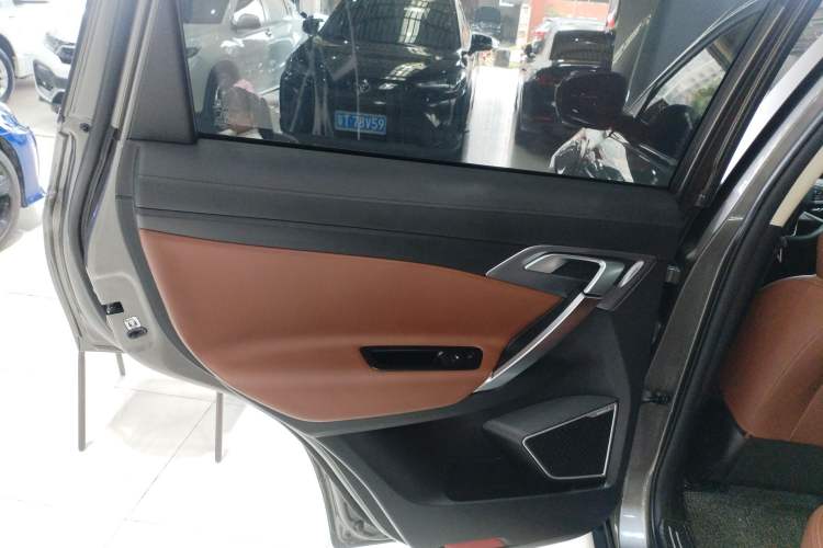 Used Geely Auto Emgrand X7 Sport 2021 1.8TD DCT Two-Wheel Drive Asian Games Edition
