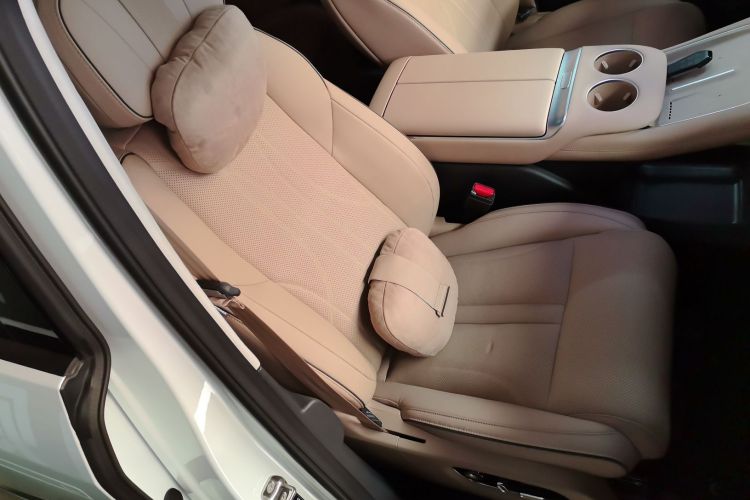 Used XPeng X9 2025 740 Ultra-Long Range Max
