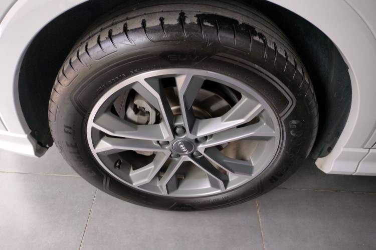 Used Audi Q3 2020 40 TFSI Fashion Dynamic Model