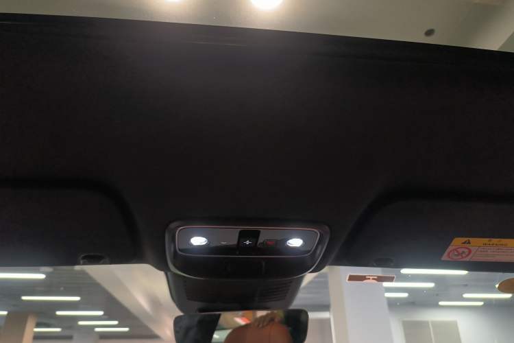 Used Hima AITO M7 2024 1.5T Intelligent Drive 4WD Ultra Version 5 Seats
