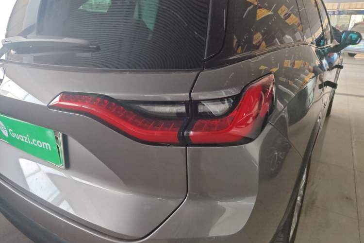 Used Nio ES8 2018 355 km Base Version 6-Seater Edition
