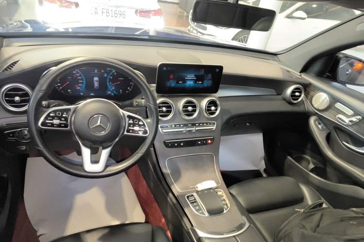 Used Mercedes-Benz GLC Coupe 2020 GLC 300 4MATIC Coupe SUV
