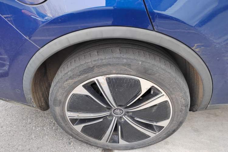 Used BYD Tang New Energy 2022 EV 635 km All-Wheel-Drive Flagship Model
