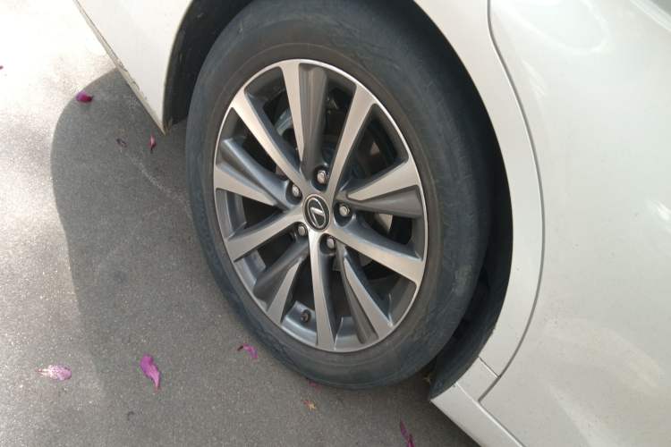 Used Lexus ES 2020 200 Excellence Edition