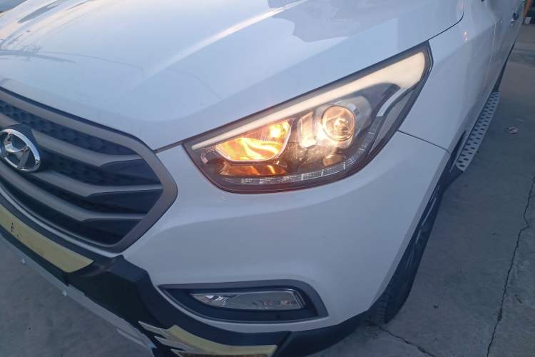 Used Hyundai ix35 2013 2.0L Automatic Two-Wheel Drive Smart GLS China IV Standard
