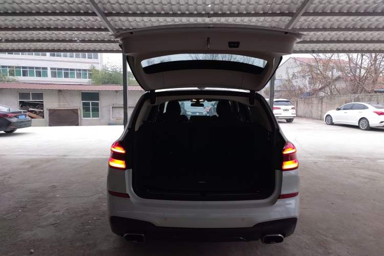 Used BMW X3 2020 xDrive30i Luxury Model with M Sport Package
