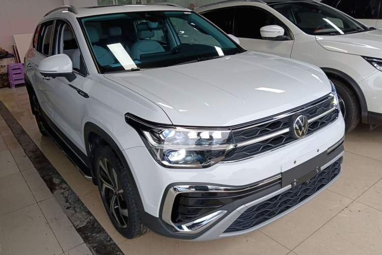 Used Volkswagen Tharu 2023 300TSI Two-Wheel-Drive Full Moon Edition
