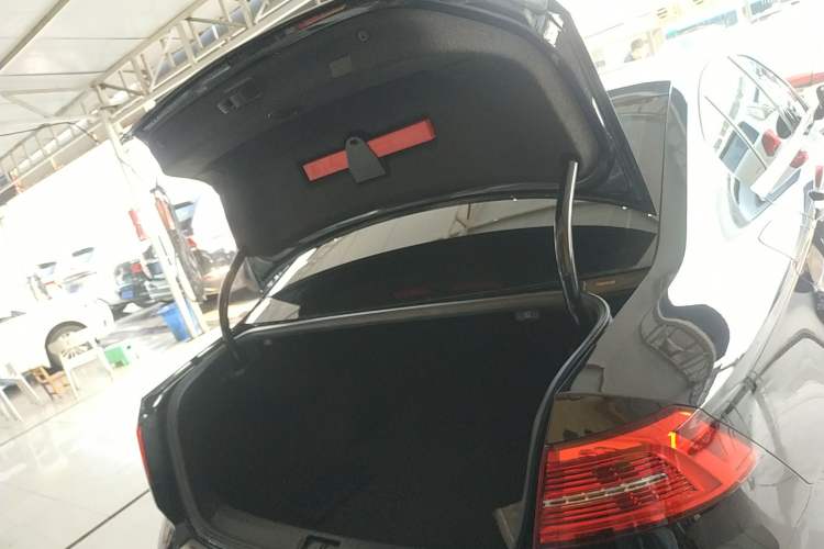 Used Volkswagen Magotan 2019 330TSI DSG Leading Model China VI Standard
