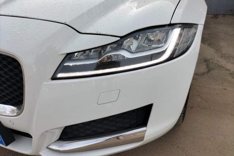 Used Jaguar XFL 2018 XFL 2.0T 250 PS Luxury Edition
