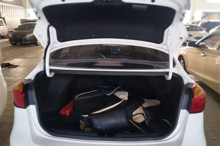 Used Kia K3 2015 1.6L Manual GLS