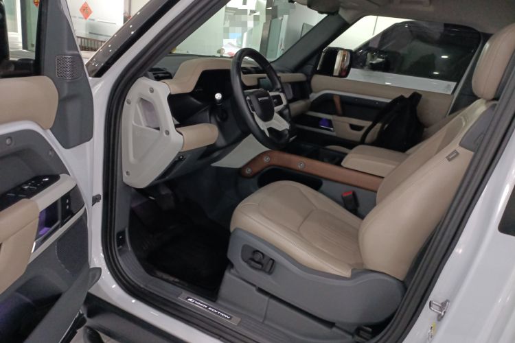 Used Land Rover Defender 2022 90 2.0T P300 Tiger-Power Ambition Edition
