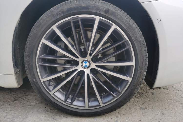 Used BMW 5 Series 2022 530Li Leading Model M Sport Package