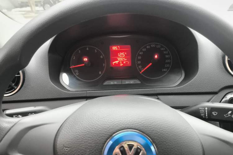 Used Volkswagen Jetta 2017 1.4L Manual Fashion Edition