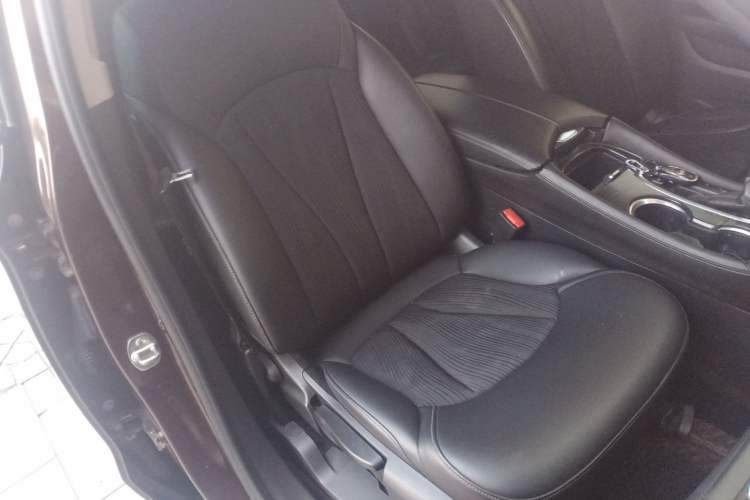 Used Buick Envision 2019 20T Two-Wheel Drive Leading Version China V Standard
