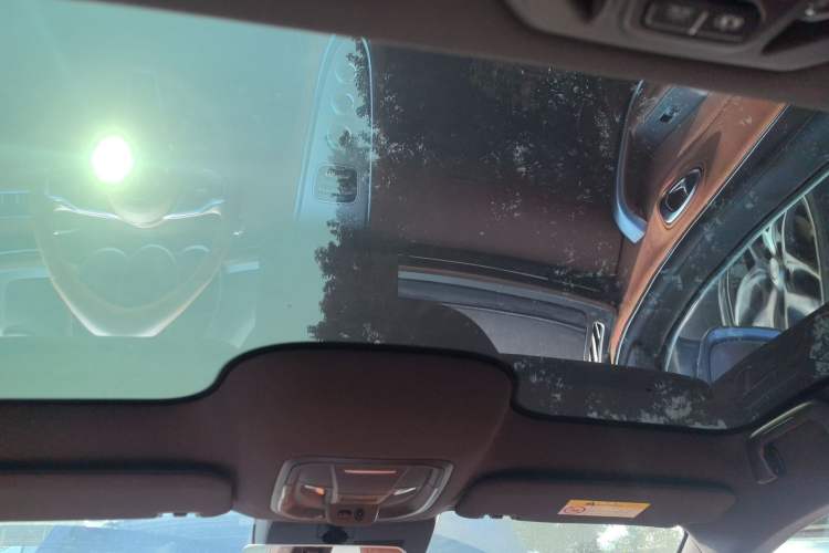 Used ORA Lightning Cat 2022 555 km Luxury Edition
