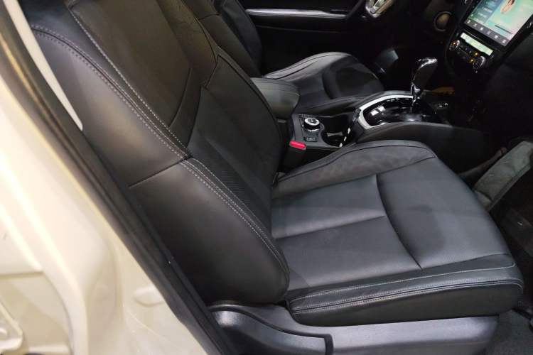 Used Nissan X-Trail 2017 2.5L CVT Luxury Edition 4WD
