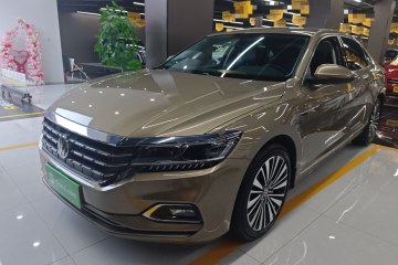 Used Volkswagen Passat 2019 330TSI Luxury Edition China VI Standard
