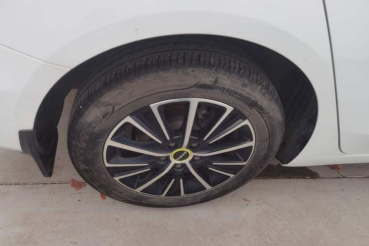 Used Roewe i5 2021 1.5L CVT Diamond Edition
