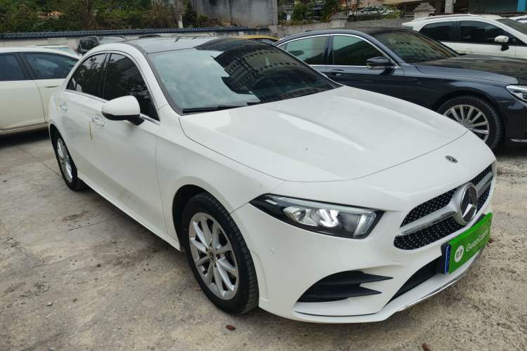 Used Mercedes-Benz A-Class 2022 Restyled A 200 L Sport Sedan Fashion Version
