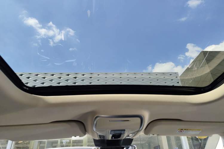 Used Hongqi HS7 PHEV 2024 2.0T PHEV Four-Wheel Drive Flagship Edition 6 Seats