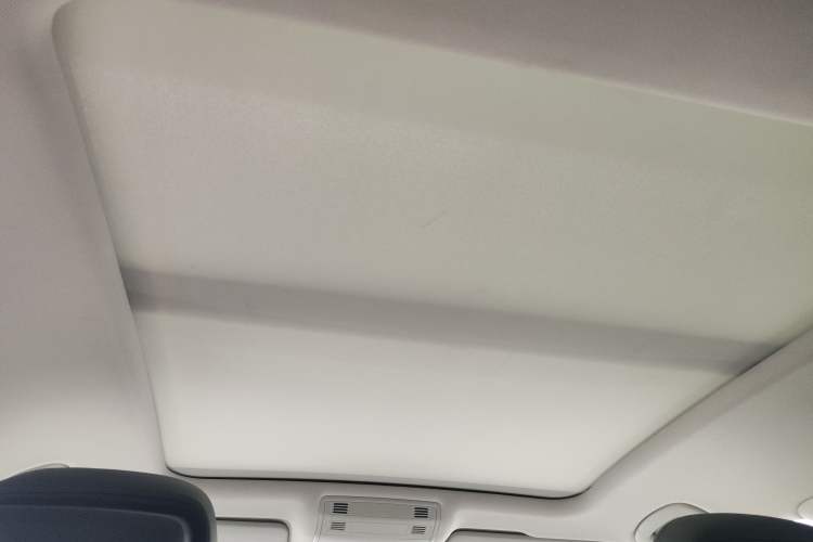 Used Volkswagen Magotan 2023 2 Million Units Commemorative Edition 330TSI DSG Luxury Version
