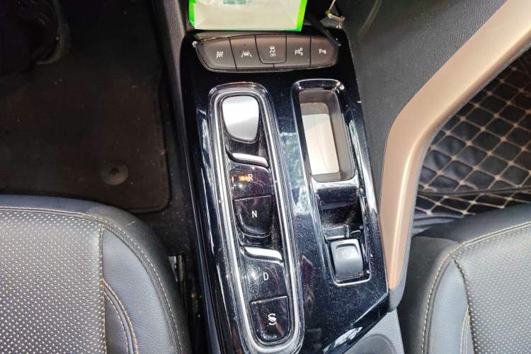 Used Buick Velite 7 2020 652E Connected Smart Car
