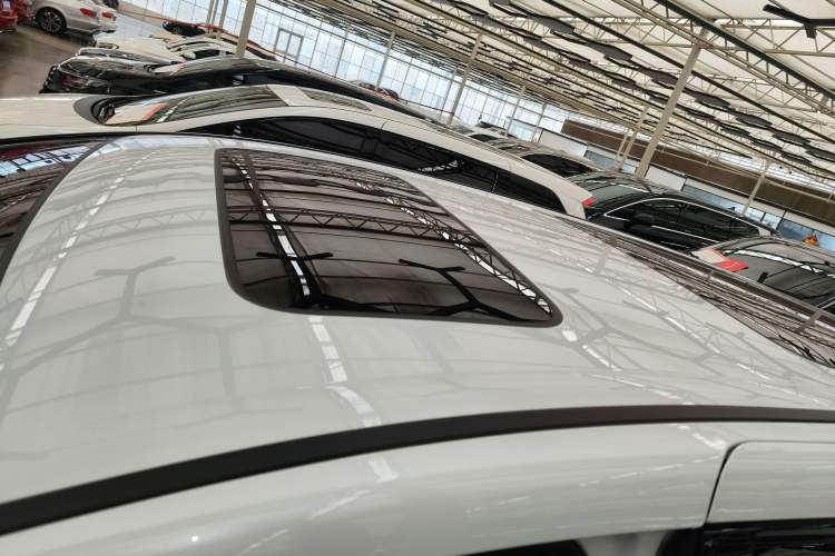 Used Honda Elysion 2024 2.0L eHEV Luxury Edition
